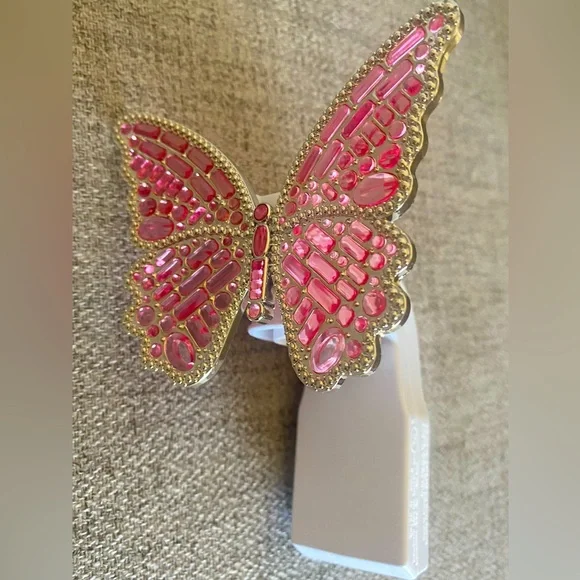 Bath & Body Works Wallflower Pink Butterfly Plug In Light Up - Picture 3 of 9